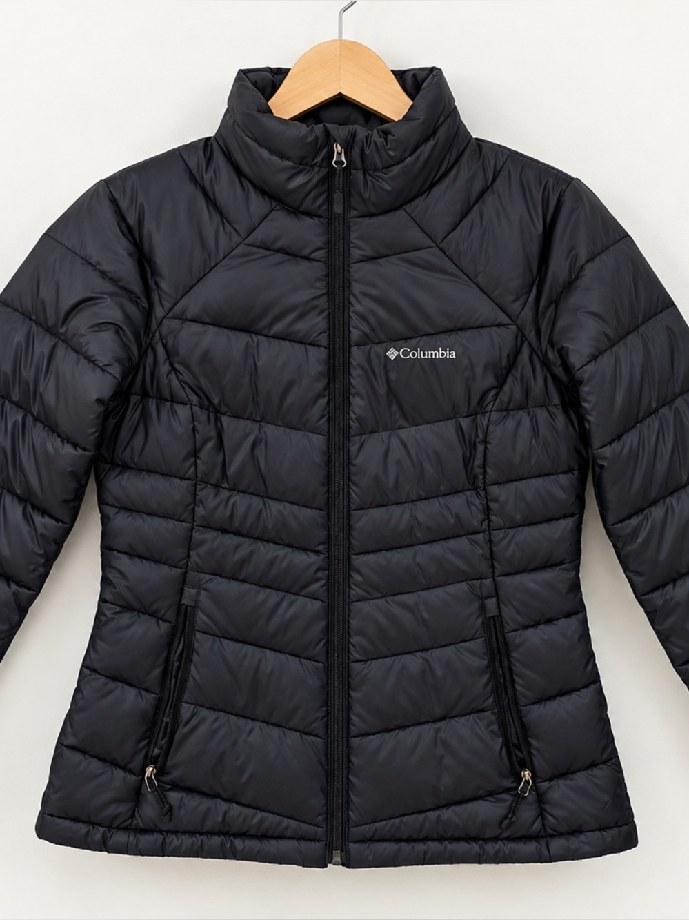 TITLE:
Columbia Women’s Small Black Omni-Heat Down Puffer Jacket